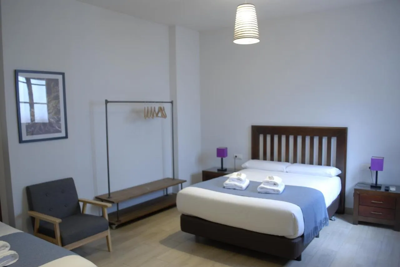 Guest house La Perla Granada Suites