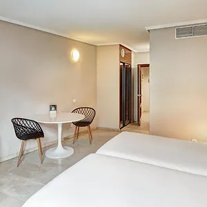 Hotel apartamentowy Sercotel Togumar