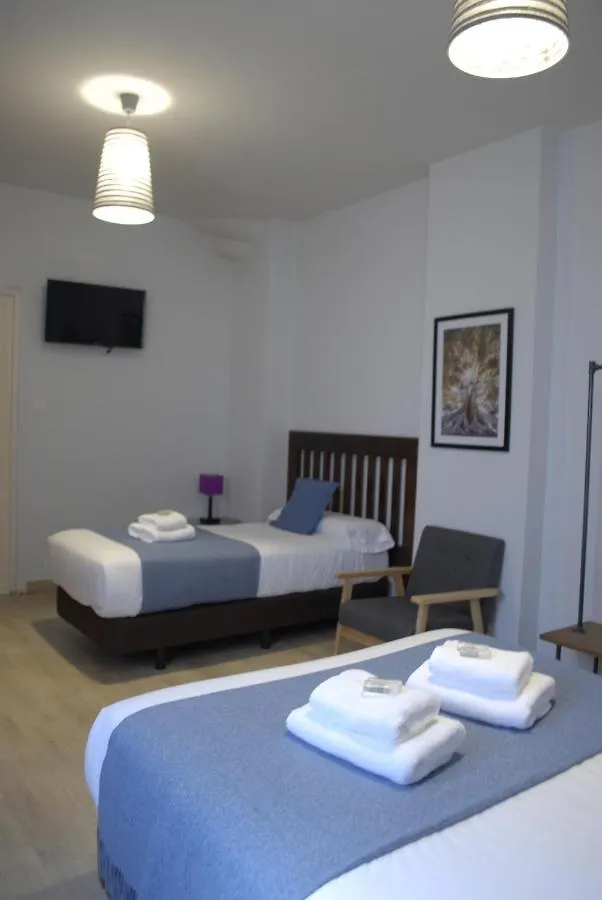 Guest house La Perla Granada Suites