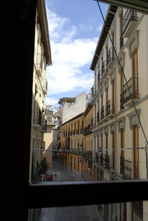 La Perla Granada Suites Guest house